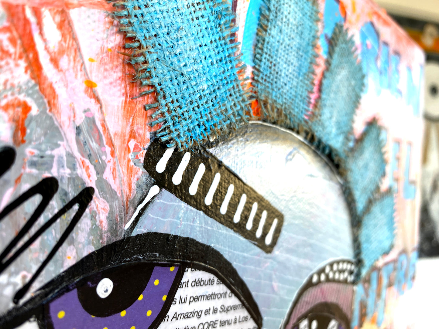 Egarée entre du Sable et des Etoiles - 40 x 40 cm