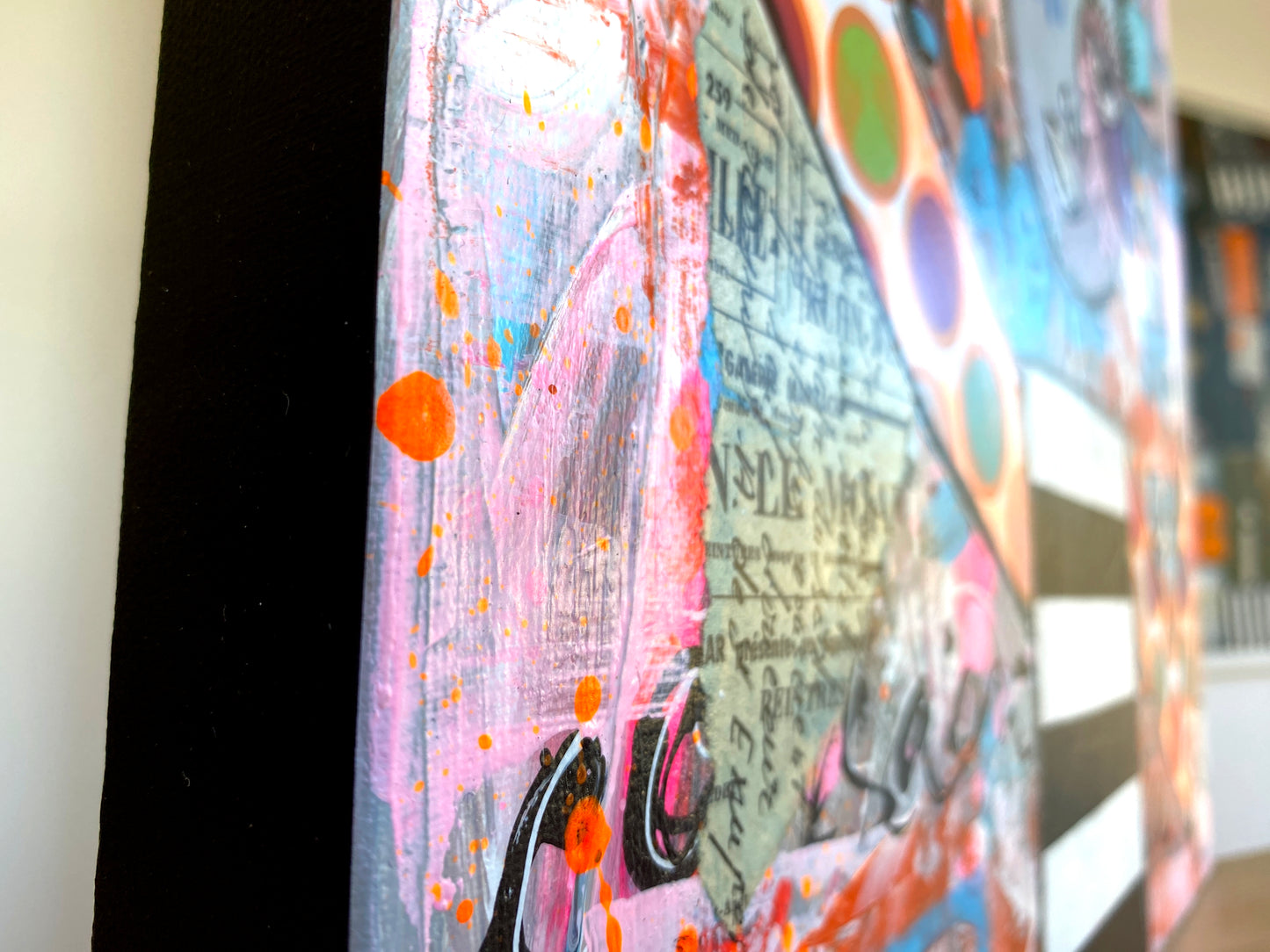 Egarée entre du Sable et des Etoiles - 40 x 40 cm